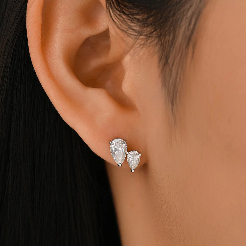 3CT Pear-Cut Moissanite Stud Earrings